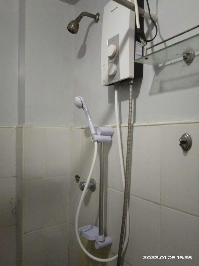 Kassel Residences Staycation Near Naia - Moonwalk Paranaque Paranaque City Ngoại thất bức ảnh