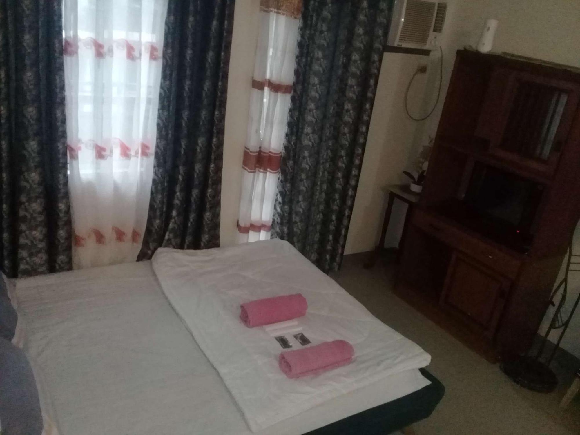 Kassel Residences Staycation Near Naia - Moonwalk Paranaque Paranaque City Ngoại thất bức ảnh